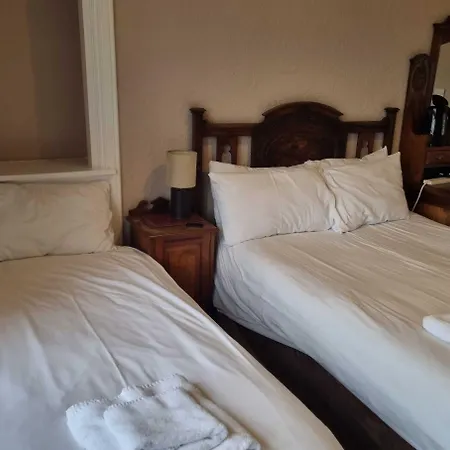 Station 3* بنريث